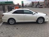 Toyota Camry 2016 годаүшін11 500 000 тг. в Семей – фото 5