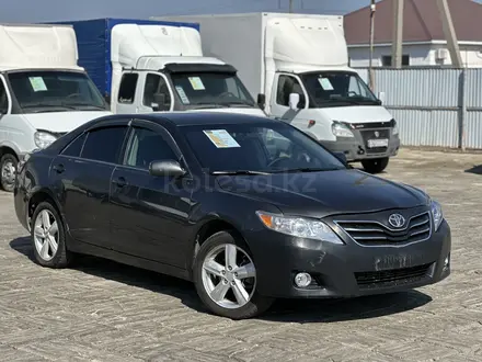 Toyota Camry 2010 года за 4 200 000 тг. в Атырау – фото 3