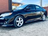 Toyota Camry 2013 года за 6 600 000 тг. в Актобе – фото 3