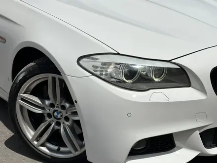 BMW 550 2013 года за 14 500 000 тг. в Алматы – фото 28