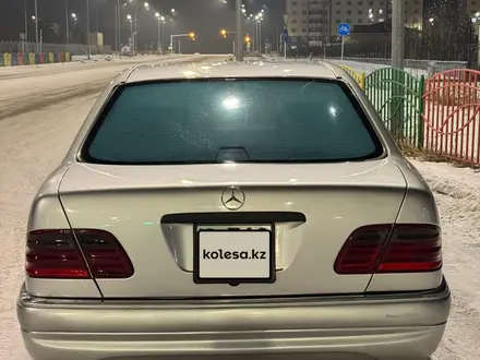 Mercedes-Benz E 420 1997 года за 3 300 000 тг. в Семей – фото 11