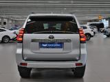 Toyota Land Cruiser Prado Luxe 2019 года за 28 990 000 тг. в Алматы – фото 5