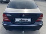 Mercedes-Benz C 180 2001 годаүшін2 700 000 тг. в Семей – фото 2