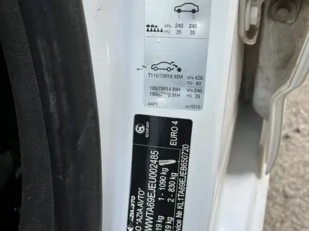 Chevrolet Aveo 2014 года за 3 200 000 тг. в Актобе – фото 2