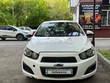 Chevrolet Aveo 2014 года за 3 200 000 тг. в Актобе – фото 3