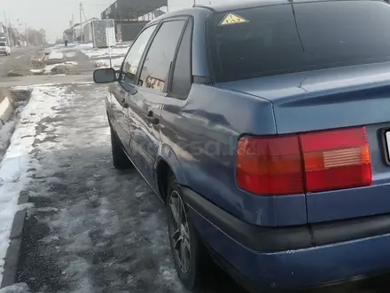 Volkswagen Passat 1994 года за 1 400 000 тг. в Кентау – фото 5