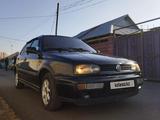 Volkswagen Golf 1996 года за 1 280 000 тг. в Алматы – фото 3