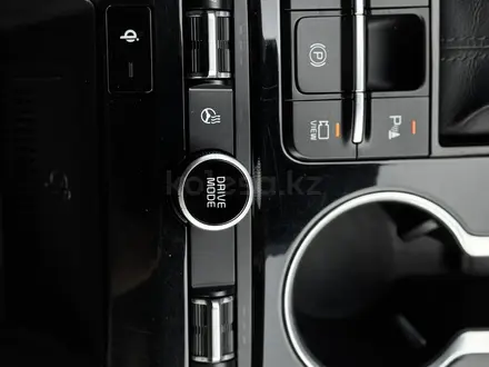 Kia K5 2020 года за 10 850 000 тг. в Алматы – фото 25