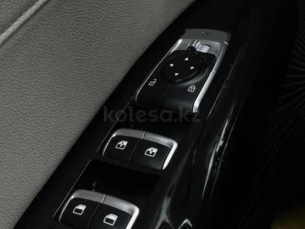 Kia K5 2020 года за 10 850 000 тг. в Алматы – фото 27