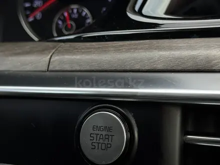 Kia K5 2020 года за 10 850 000 тг. в Алматы – фото 34