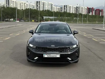 Kia K5 2020 года за 10 850 000 тг. в Алматы – фото 6
