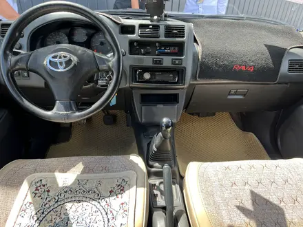 Toyota RAV4 1999 года за 3 400 000 тг. в Актобе – фото 5