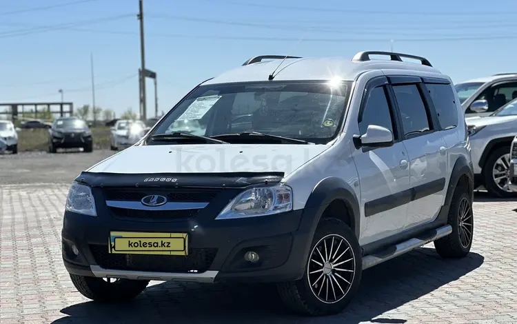 ВАЗ (Lada) Largus Cross 2017 года за 5 600 000 тг. в Актобе