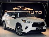 Toyota Highlander 2023 года за 31 500 000 тг. в Шымкент