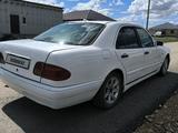 Mercedes-Benz E 230 1995 годаүшін1 450 000 тг. в Актобе – фото 3