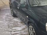 Kia Carens 2005 годаүшін2 650 000 тг. в Астана