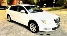 Skoda Superb 2012 года за 5 000 000 тг. в Усть-Каменогорск – фото 2