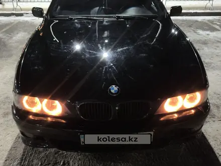 BMW 525 2000 года за 2 800 000 тг. в Астана