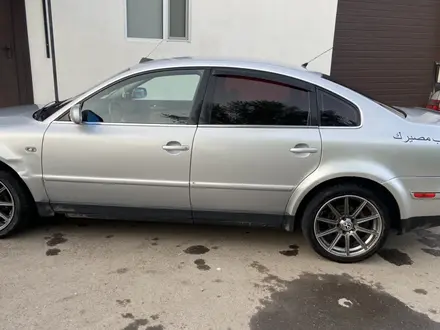 Volkswagen Passat 2001 года за 2 000 000 тг. в Кокшетау – фото 9