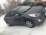 Hyundai Solaris 2012 года за 4 800 000 тг. в Актобе – фото 2