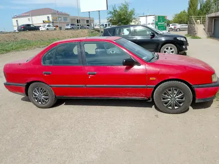 Nissan Primera 1993 года за 700 000 тг. в Актобе – фото 3