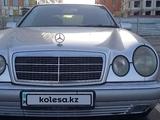 Mercedes-Benz E 230 1996 годаүшін2 200 000 тг. в Караганда