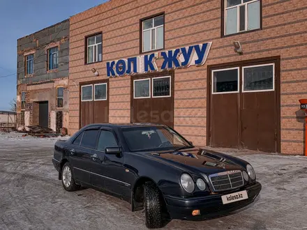 Mercedes-Benz E 230 1995 года за 2 200 000 тг. в Жезказган