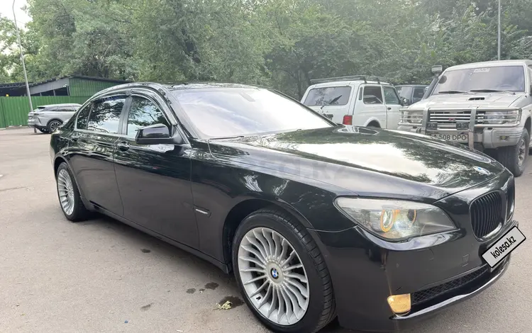 BMW 750 2012 года за 13 000 000 тг. в Алматы