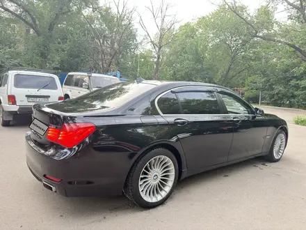 BMW 750 2012 года за 13 000 000 тг. в Алматы – фото 7