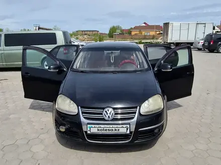 Volkswagen Jetta 2006 года за 3 500 000 тг. в Караганда