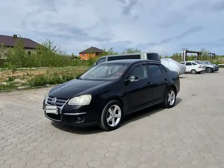 Volkswagen Jetta 2006 года за 3 500 000 тг. в Караганда – фото 3