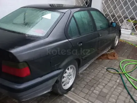 BMW 318 1991 года за 1 500 000 тг. в Тараз – фото 2