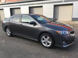 Toyota Camry 2013 года за 7 300 000 тг. в Атырау – фото 2