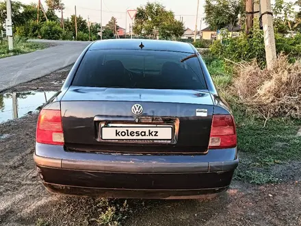Volkswagen Passat 1997 года за 1 300 000 тг. в Павлодар – фото 4
