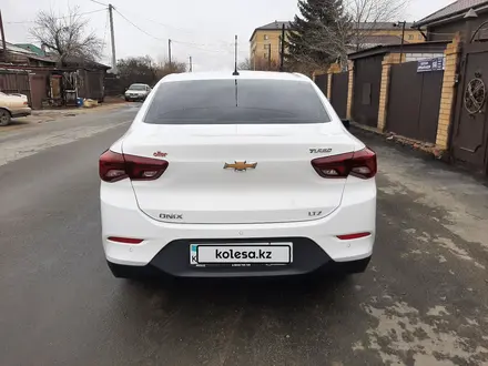 Chevrolet Onix 2024 года за 8 000 000 тг. в Семей – фото 5