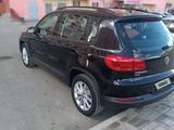 Volkswagen Tiguan 2017 годаfor8 500 000 тг. в Атырау – фото 3