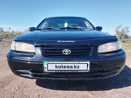 Toyota Camry 1998 года за 3 000 000 тг. в Приозерск – фото 6