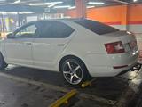 Skoda Octavia 2014 года за 6 500 000 тг. в Алматы – фото 2