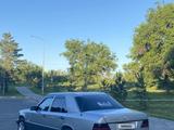 Mercedes-Benz E 200 1992 годаүшін1 200 000 тг. в Сарканд – фото 4