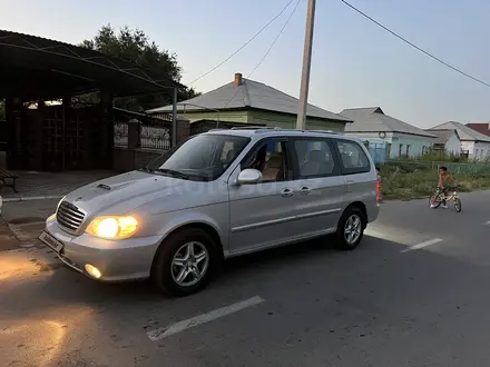 Kia Carnival 2002 года за 2 900 000 тг. в Шымкент – фото 13