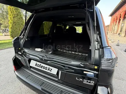 Lexus LX 570 2019 года за 47 000 000 тг. в Алматы – фото 16