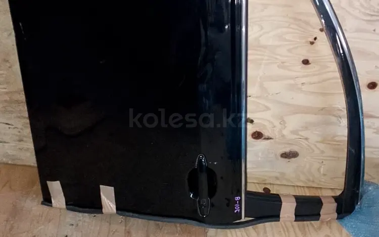 Передняя левая дверь от Toyota Camry (XV40) за 60 000 тг. в Алматы