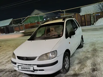 Toyota Spacio 1997 года за 2 400 000 тг. в Алматы