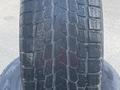 Шины YOKOHAMA 265/65R17 зима липучки 21год за 100 000 тг. в Атырау