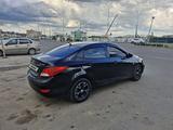 Hyundai Solaris 2013 года за 4 100 000 тг. в Щучинск – фото 4