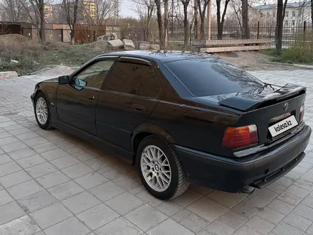 BMW 320 1995 годаүшін2 500 000 тг. в Темиртау – фото 2