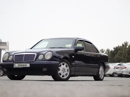 Mercedes-Benz E 280 1997 года за 4 100 000 тг. в Шымкент – фото 2