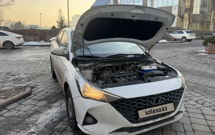 Hyundai Accent 2021 года за 5 900 000 тг. в Алматы