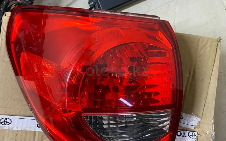 Фонарь тойота секвойя за 85 000 тг. в Алматы