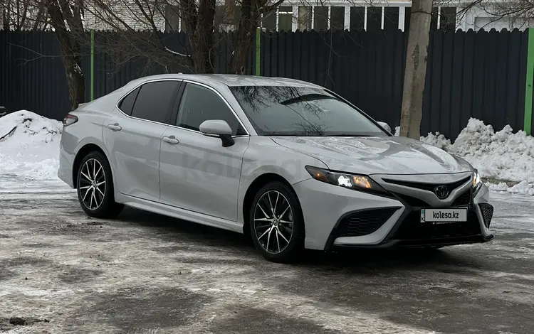 Toyota Camry 2022 годаүшін12 800 000 тг. в Уральск